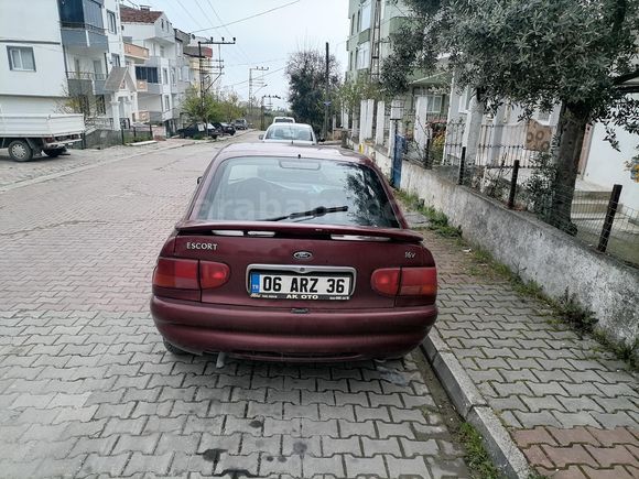 Sahibinden Ford Escort 1.6 CLX 1999 Model Sinop