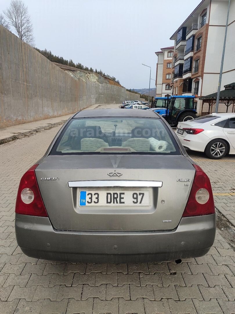 Sahibinden Chery Alia 1.6L Acteco Lusso 2011 Model Erzincan 191.000 km Gri (Gümüş) 3