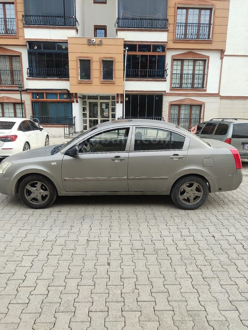 Sahibinden Chery Alia 1.6L Acteco Lusso 2011 Model Erzincan 191.000 km Gri (Gümüş) 4