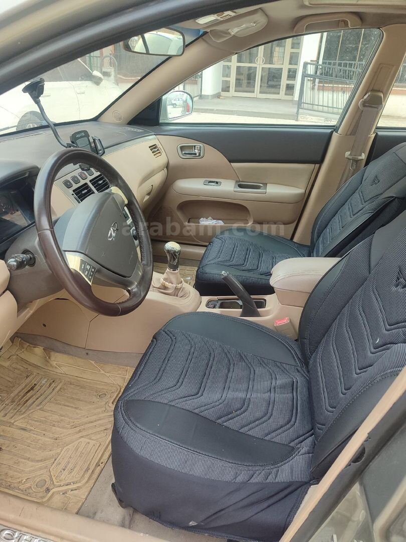 Sahibinden Chery Alia 1.6L Acteco Lusso 2011 Model Erzincan 191.000 km Gri (Gümüş) 5