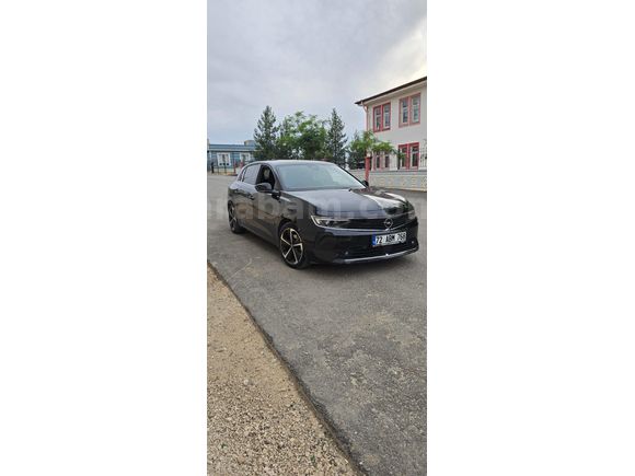 Sahibinden Opel Astra 1.2 T Elegance 2023 Model  21.000 km Siyah
