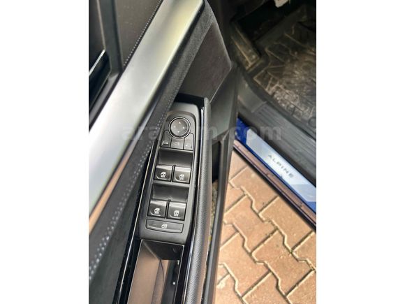 Sahibinden Renault Austral 1.3 Hybrid Techno Esprit Alpine 2024 Model 