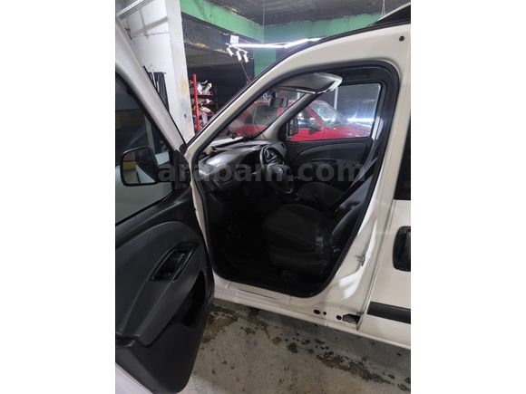 Sahibinden Fiat Doblo Combi 1.3 Multijet 2012 Model