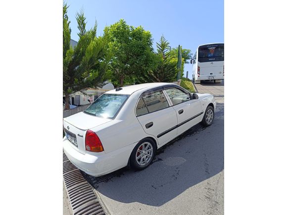 Sahibinden Hyundai Accent 1.3 Admire 2005 Model