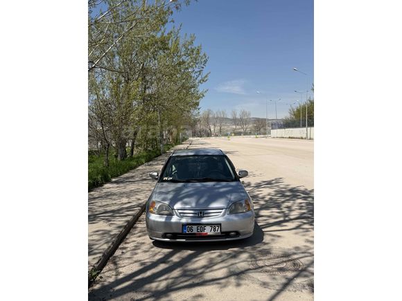 Sahibinden Honda Civic 1.6i VTEC LS 2003 Model  350.000 km Gri (Gümüş)