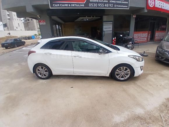 Sahibinden Hyundai i30 1.6 CRDi Elite 2012 Model