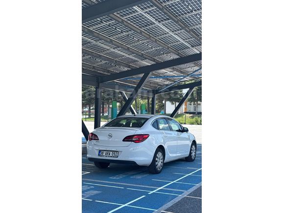 DEĞİŞENSİZ 2016 OPEL ASTRA SEDAN