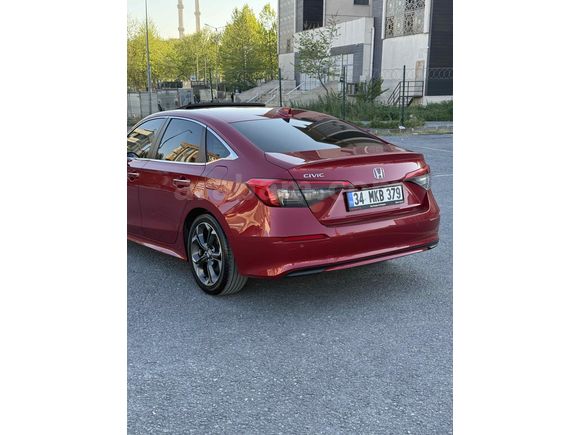 Sahibinden Honda Civic 1.5 i-VTEC Eco Executive Plus 2024 Model 