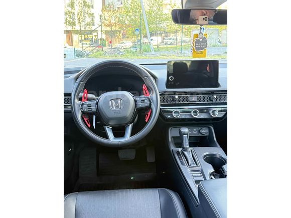 Sahibinden Honda Civic 1.5 i-VTEC Eco Executive Plus 2024 Model 