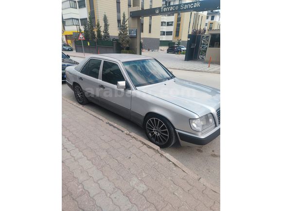 Sahibinden Mercedes - Benz 200 E 1993 Model 