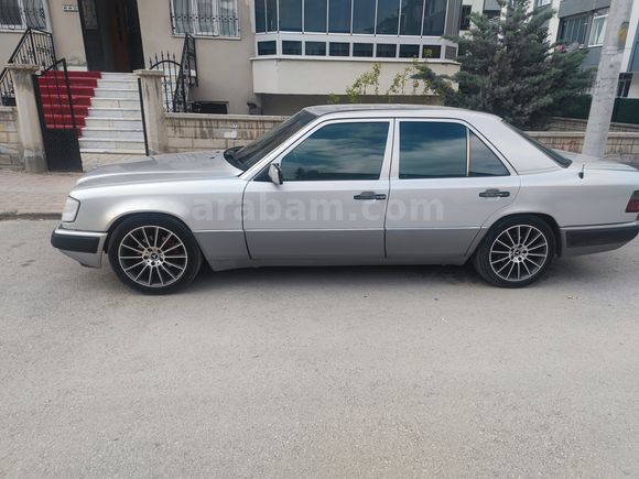 Sahibinden Mercedes - Benz 200 E 1993 Model 