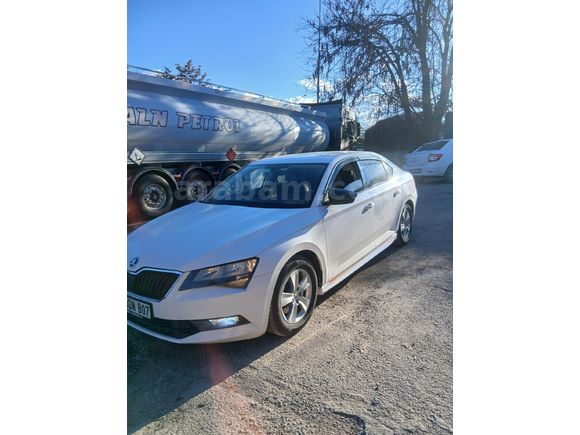 Sahibinden Skoda SuperB 1.6 TDI Active 2017 Model