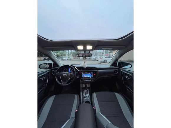 Toyota Auris 1.6 Advance Skypack 2016 Model 