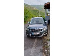 Sahibinden Skoda Yeti 1.6 TDI Elegance Greenline 2015 Model  92000 km gri metalik