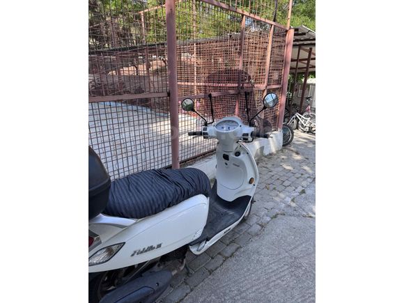 Sahibinden SYM Fiddle III 200 i 2016 Model İzmir 26.500 km Beyaz