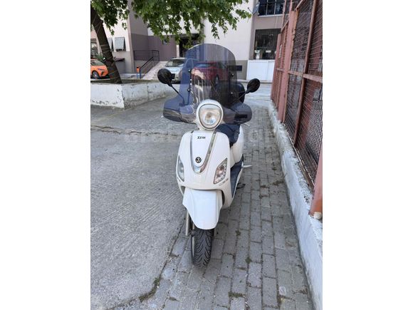 Sahibinden SYM Fiddle III 200 i 2016 Model İzmir 26.500 km Beyaz