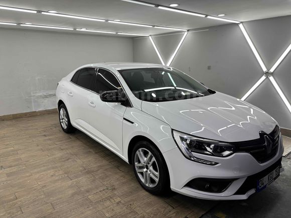 2020 Model Megane 4+ 1.3 Tce 140Hp+ 96 Binde