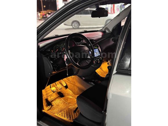 Sahibinden Ford Focus 1.6 Comfort 2002 Model 
