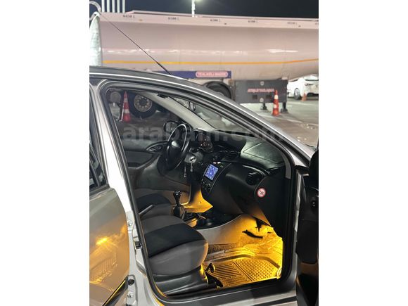 Sahibinden Ford Focus 1.6 Comfort 2002 Model 