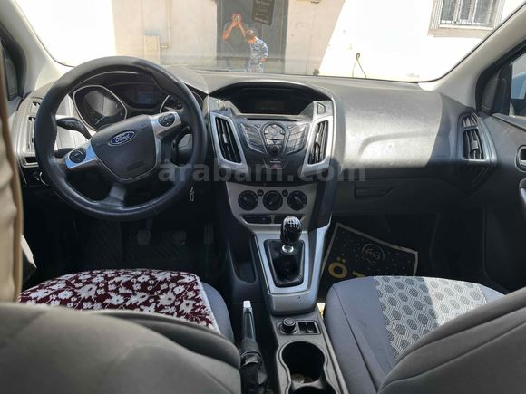 Sahibinden Ford Focus 1.6 TDCi Trend 2013 Model  270 km Beyaz