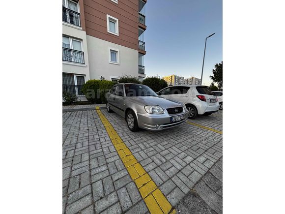 Sahibinden Hyundai Accent 1.5 CRDi Admire 2004 Model 