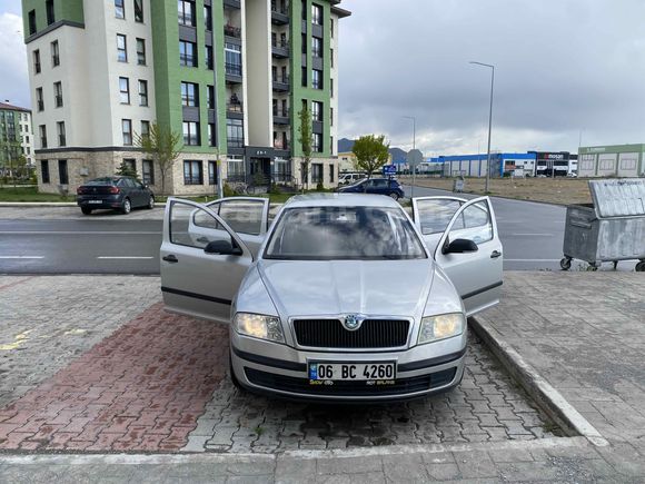 Sahibinden Skoda Octavia 1.6 Ambiente 2007 Model 