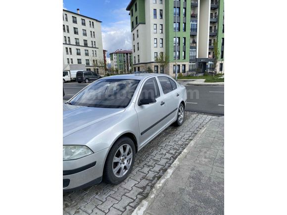 Sahibinden Skoda Octavia 1.6 Ambiente 2007 Model 