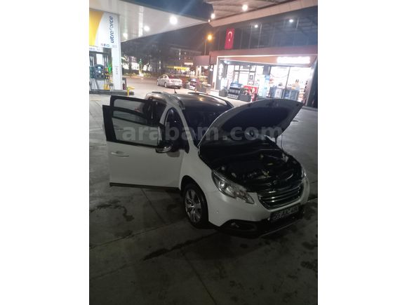 Sahibinden Peugeot 2008 1.6 e-HDi Allure 2014 Model  246.000 km Beyaz