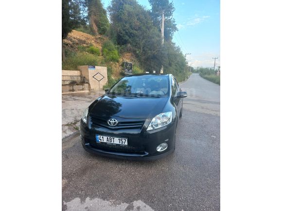 Sahibinden Toyota Auris 1.6 Comfort Extra 2012 Model