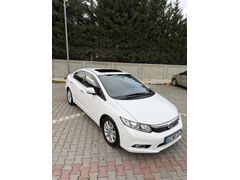 Sahibinden Honda Civic 1.6 Eco Elegance 2013 Model  97.000 km Beyaz