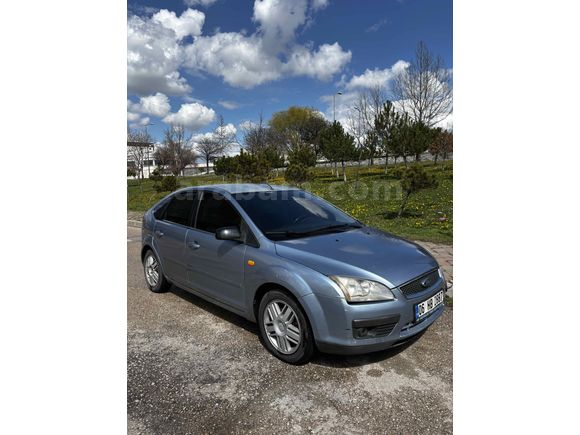 Sahibinden Ford Focus 1.6 Ghia 2005 Model 