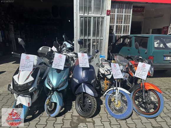 KARDEŞLER MOTORSIKLETTEN SIFIR AR 06