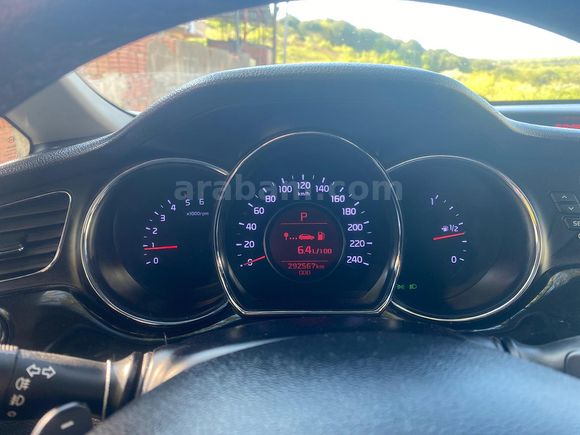 Sahibinden Kia Ceed 1.6 CRDi Premium SW 2013 Model 