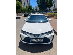 Sahibinden Toyota Corolla 1.8 Hybrid Dream 2021 Model