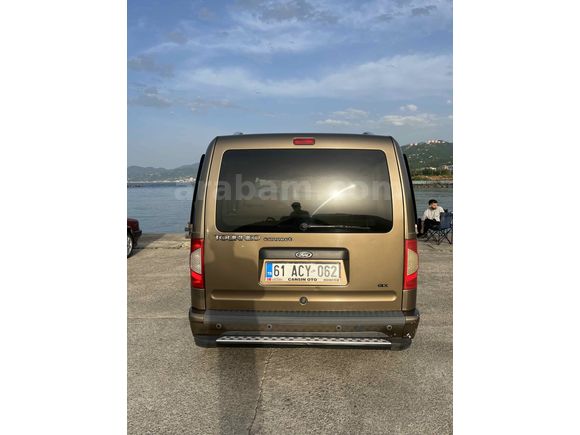 Sahibinden Ford Tourneo Connect 110PS 2010 Model 