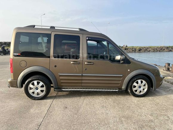 Sahibinden Ford Tourneo Connect 110PS 2010 Model 