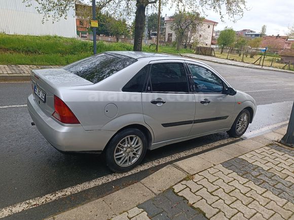 Sahibinden Ford Focus 1.6 Ghia 2001 Model