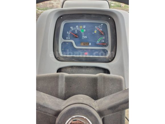 NEW HOLLAND TT4.55 KABİNLİ 825 SAATTE