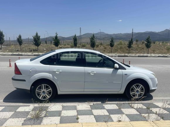 Sahibinden Ford Focus 1.6 TDCi Ghia 2007 Model