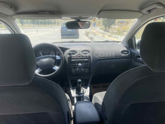Sahibinden Ford Focus 1.6 TDCi Ghia 2007 Model