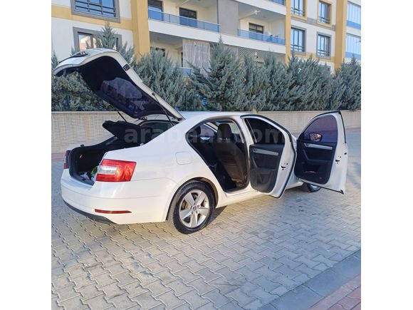 Galeriden Skoda Octavia 1.6 TDI Optimal 2017 Model Konya