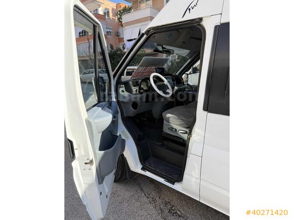 AKIN TUR OTOMOTİV DEN TEMİZ FORD