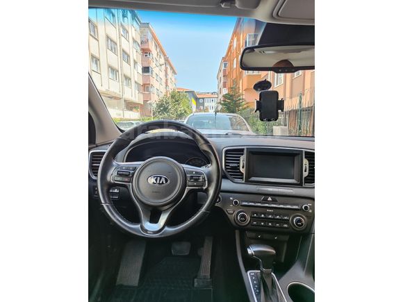 Sahibinden Kia Sportage 1.6 GDI Concept Plus 2016 Model  75.000 km Füme