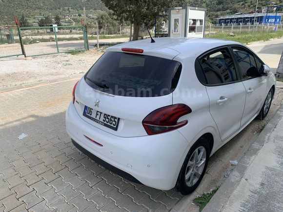 Sahibinden Peugeot 208 1.2 PureTech Active 2015 Model 