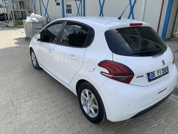 Sahibinden Peugeot 208 1.2 PureTech Active 2015 Model 