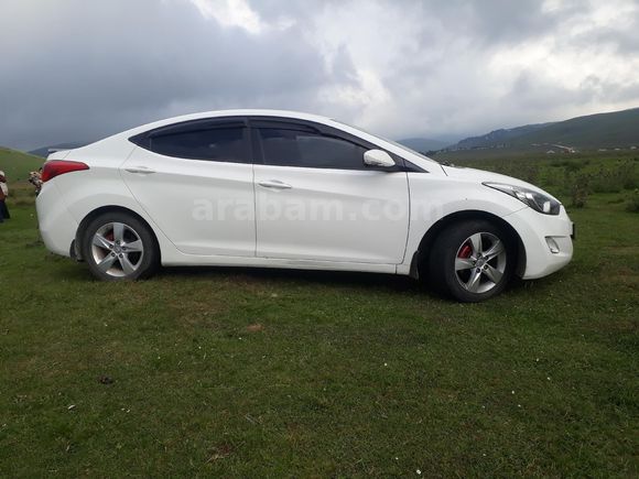 Sahibinden Hyundai Elantra 1.6 D-CVVT Mode Plus 2012 Model
