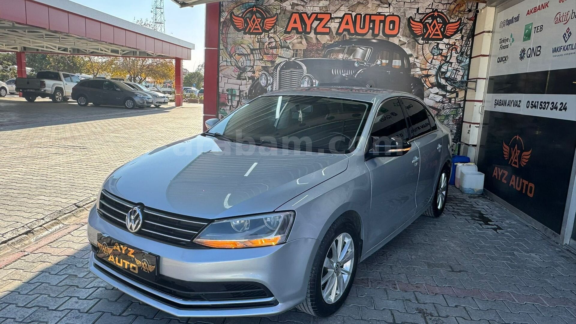 Galeriden Volkswagen Jetta 1.6 TDi Trendline 2015 Model Adana 355.000 km Gri (metalik) 6