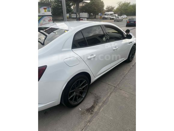 Sahibinden Renault Megane 1.5 Blue DCI Joy 2021 Model 