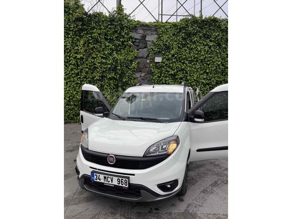 Sahibinden Fiat Doblo Combi 1.6 Multijet Trekking 2022 Model 
