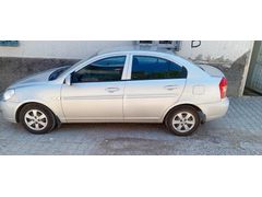 Sahibinden Hyundai Accent Era 1.5 CRDi-VGT Team 2010 Model  217000 km Gri